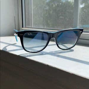 Black ray ban wayfarer